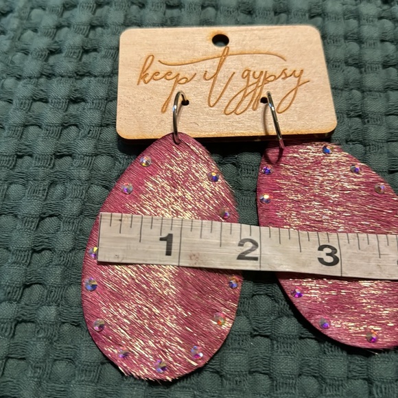 BOUTIQUE earrings - Picture 4 of 4